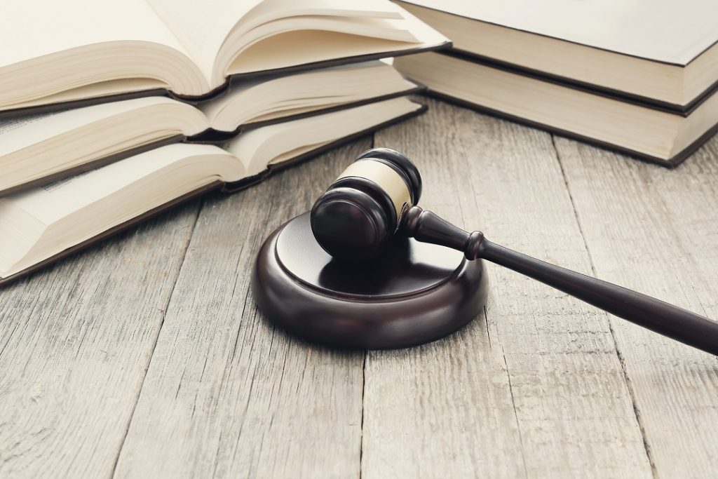 Comisia Juridică a dat raport: Instanțele de judecată obligate să planifice procesele pe intervale orare 11