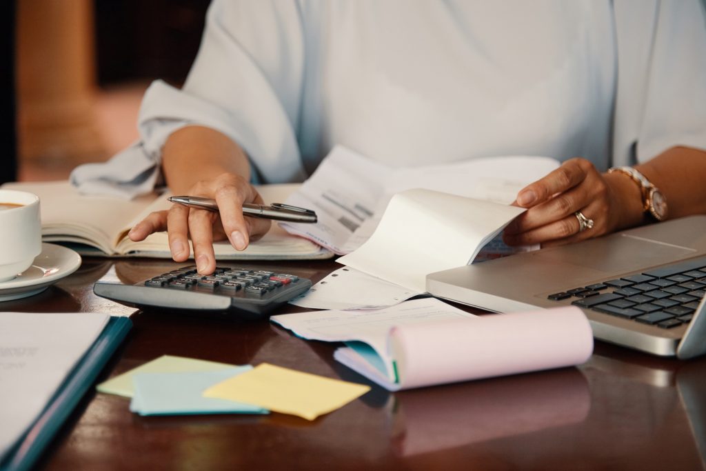 Revoluție în materia compensării creanțelor: Datoriile contribuabililor vor putea fi compensate cu cele ale statului, indiferent cine administrează bugetul unde se află datoria 10