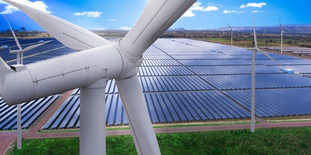Investițiile în capacitățile energetice din surse regenerabile pot fi autorizate în extravilan sau intravilan și în absența planului de amenajarea teritoriului 1